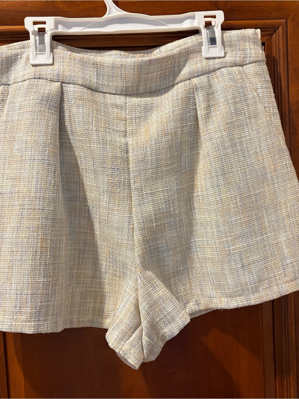 TCEC Cream Textured High-Waist Women's Shorts